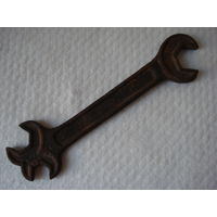 Старинный рожковый гаечный ключ. Первая четверть прошлого века.(2).