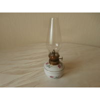 Лампа керосиновая / масляная фарфор Hong Kong.