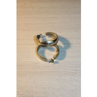 Мельхиоровые серьги-кольца, диаметр 3.5 см., ширина 9 мм., клейм нет.