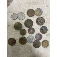 16 монет одним лотом