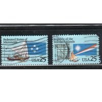 США-1990, (Мих.2105-2106),   гаш. ,Микронезия и Маршалловы ос-ва, Лодка, Флаги  (полная серия)(2)