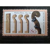 Германия 1993 Грифы муз. инструментов** Михель-1,4 евро