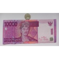Werty71 Индонезия 10000 рупий 2009 банкнота