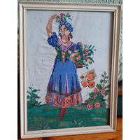 Картина вышитая старая Девушка с цветами