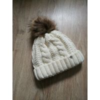 Тёплая зимняя шапка для девочки 6-9 лет