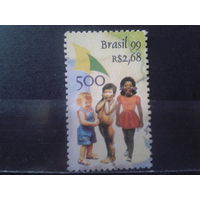 Бразилия 1999 Дети, марка из блока Михель-3,8 евро гаш
