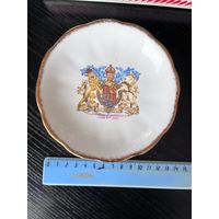 Коллекционное блюдце Queen Elizabeth II Coronation Saucer (Only) Queen Ann Fine Bone China (1953 год, Англия)