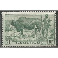 Камерун(французский). Бык с пастухом. 1946г. Mi#270.