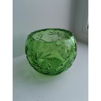 Вазочка хрустальное, зелёное стекло, витринное хранение