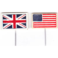 Флаги Великобритании и США.