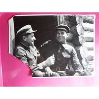 3 Фото Партизаны, командиры (,орденоносецы. депутыты ВС. БССР) 1942