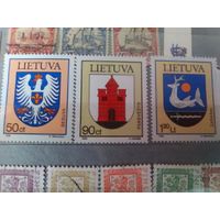 Серия марок Литвы с гербами (3 шт).