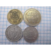 Четыре монеты/32 с рубля!