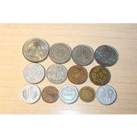 Сборка разных монет, для начинающего коллекционера, 13 штук.