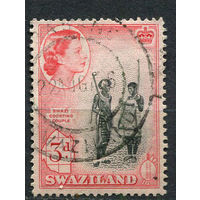 Британский протекторат - Свазиленд - 1956 - Елизавета II и местные жители 3P - [Mi.58] - 1 марка. Гашеная.  (Лот 63EX)-T25P5