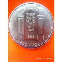 Португалия 2,5 евро 2010г. "Дворцовая площадь в Лиссабоне". Коллекционные.