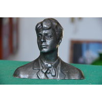 Бюст  Есенин