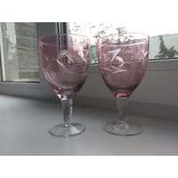 Винтажные красивые резные бокалы с розового стекла 60-е гг