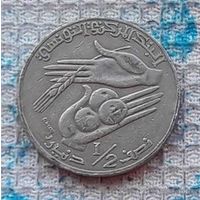 Тунис 1/2 динар 1997-1418 гг., AU
