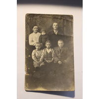 Семейная фотография Польша, размер 14*9 см., фотокарточка фирмы "MIMOSA".