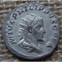 Денарий . Филипп ii Антониниан ar 3,67гр.21,3мм.