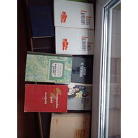 Белорусская литература, словари. 8 книг, цена за все.