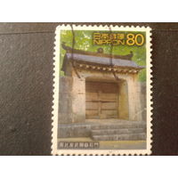 Япония 2002 о-в Рюкю, ворота, марка из блока