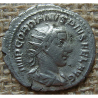 Денарий. Antoninian 241-243 Рим империя Gordianus III Pius Antoninian Rom 241-243 IOVIS Юпитер стоит прямо, держа скипетр 3,36гр.23,5мм.