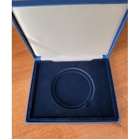 Оригинальный футляр для монеты в капсуле диаметром 75.00 мм. От 5-ти унцовых монет НБ РБ