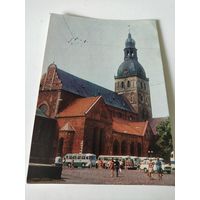 Прошедшая почту открытка с фото Домского собора в Риге. 1974г.