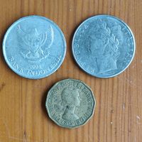 Великобритания 3 пенса 1955, Индонезия 500 рупий 2003, Италия 100 лир 1978  -22