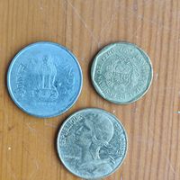 Перу 10 центов 2007, Индия 1 рупия 1997, Франция 20 центов 1984  -23