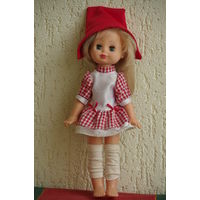 Кукла " Красная  шапочка " 39 см