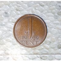 1 цент 1969 года Нидерланды. Королева Юлиана. Очень красивая монета! Шикарная родная патина!