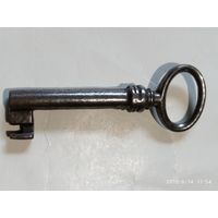 Старинный стальной ключ. XIX век. Длина 63 мм.