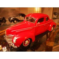 Модель 1 18 Ford Deluxe Coupe 1939