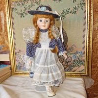Фарфоровая кукла The Promenade Collection Imogen A