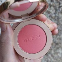 Румяна Gucci Blush De Beaute 5.5 gr в оттенке 03 Radiant Pink
