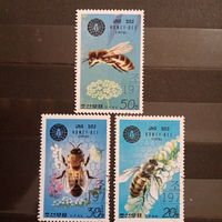 КНДР 1979. Пчелы