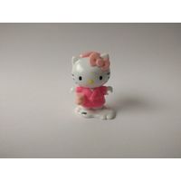 2 игрушки "Hello Kitty" и "Кот"