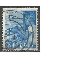 Нигерия. Ткачиха. 1961г. Mi#97.