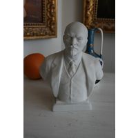 Статуэтка фарфор Ленин старая высший сорт  ЛФЗ