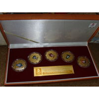Памятная медаль . Олимпиада . Пекин 2008 . Дети удачи . Позолота