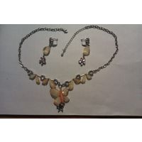 Ожерелье и серьги элегантные