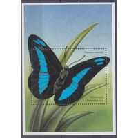 2001 Центральноафриканская Республика 2746/B661 Бабочки 7,00 евро