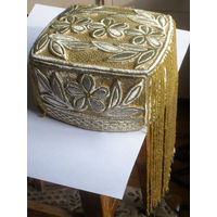 Праздничная тюбетейка из Узбекистана, расшитая золотыми нитями