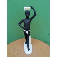 Фарфоровая статуэтка Африка ЛФЗ (Афроамериканец)