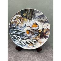 Декоративная тарелка HUTSCHENREUTHER Малиновки в снегу Германия 19.5 см 1992 год