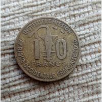 Werty71 Французская Западная Африка Того 10 франк 1957
