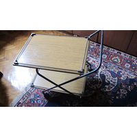 Раскладной сервирочный столик на колесиках
